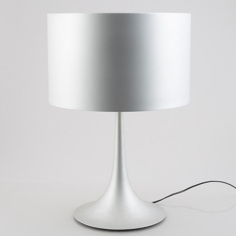 Sebastian Wrong, a table lamp, "Spun light" Flos 21st century.