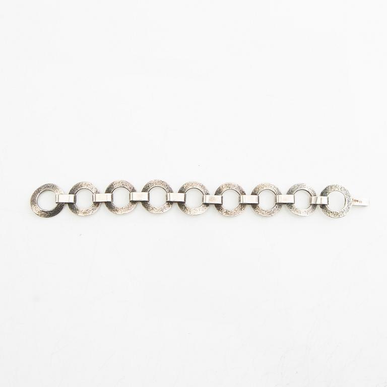 Bracelet, silver, 1970.