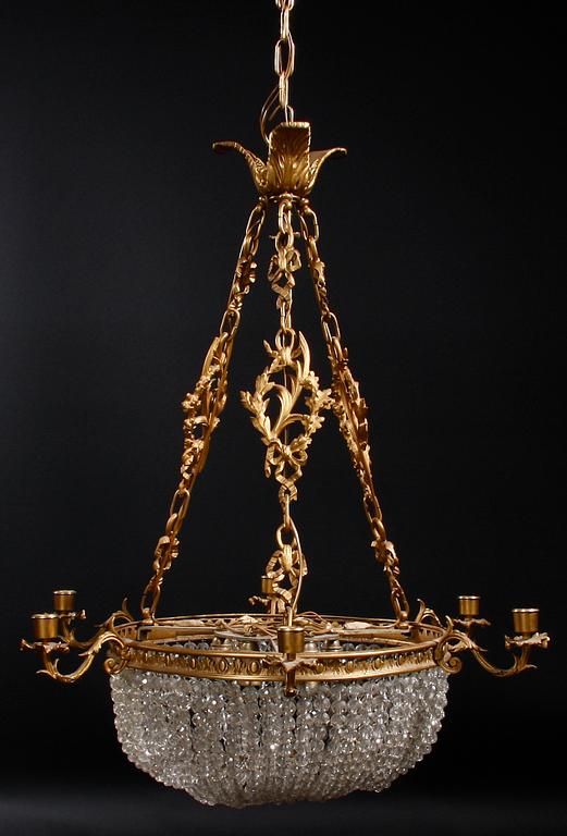 LJUSKRONA, nyrokoko, sent 1800-tal. H 80.