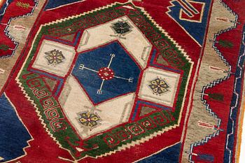 An antique Anatol rug, c. 170 x 134 cm.