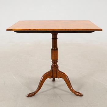 Folding table by Lars Erik Lindell (master in Köping 1818-1843).