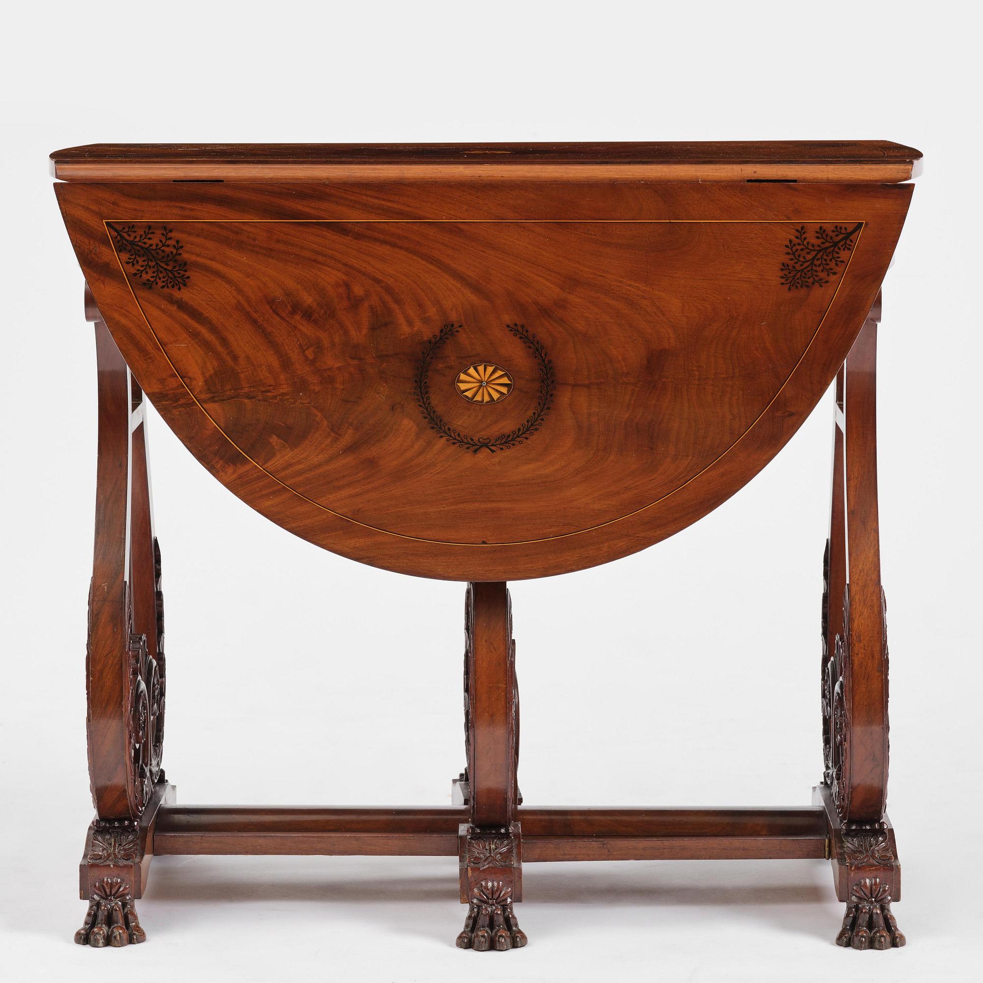 Biblioteksbord, Sverige, 1800-talets första hälft.