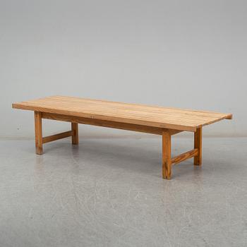 a 1960's pine bench from Bjärnums möbelfabrik.