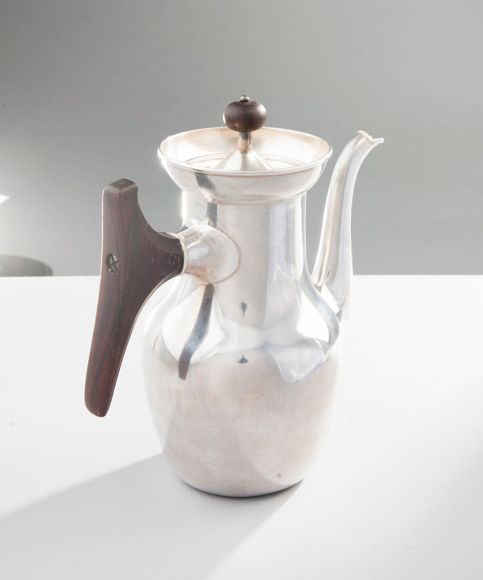 Tapio Wirkkala, KAFFEKANNA, SOCKERSKÅL OCH GRÄDDKANNA.