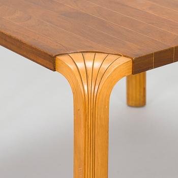 Alvar Aalto, soffbord, modell MX800B för Artek, 1960-tal.