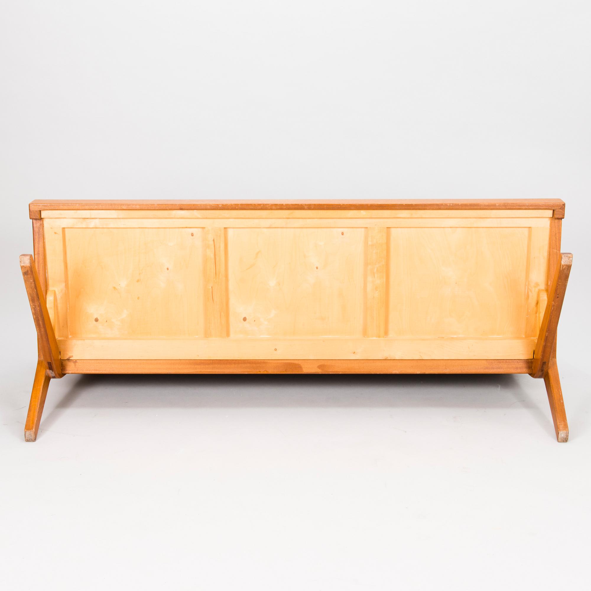 OLAVI HÄNNINEN,  SOHVA, "Bumerang", HMN Huonekalu Mikko Nupponen, Lahti 1960-luku.