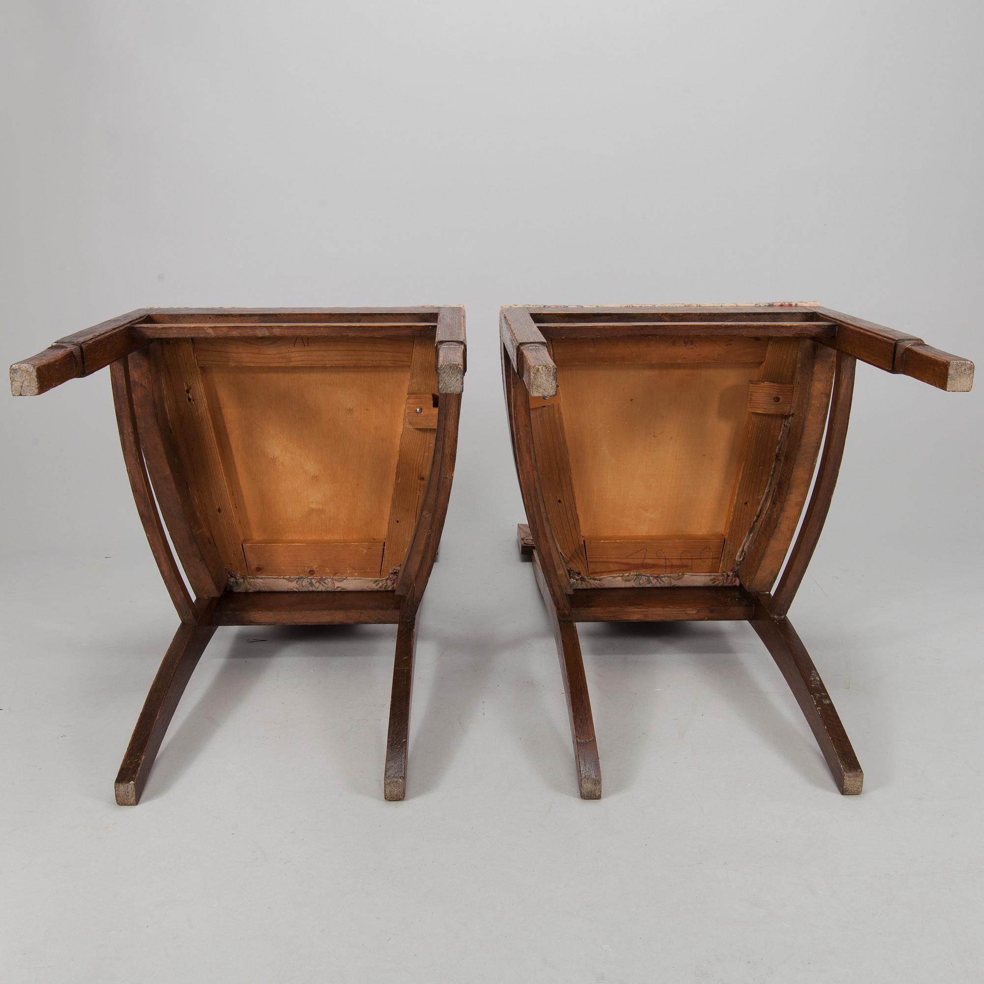 STOLAR, 4 st, "Saarismodellen" design Eliel Saarinen, Möbelfabrik Juho Konttinen, 1900-talets början.