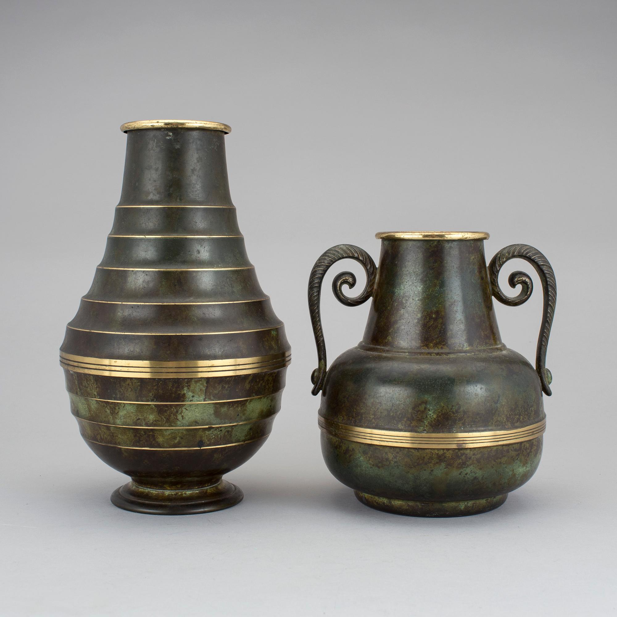 VASER, 2 st, art deco, Svenska Metallverken, 1920-30-tal.