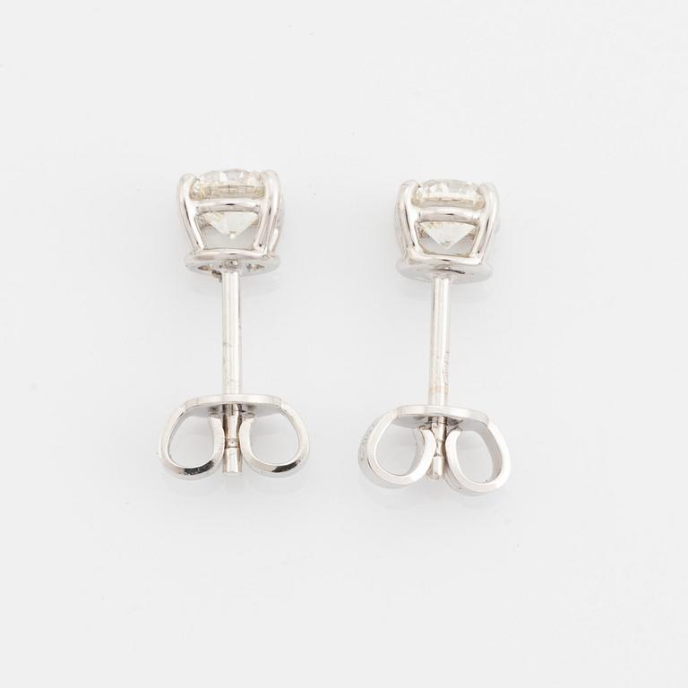 Brilliant cut diamond stud earrings, with IGI report.