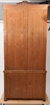 BOKSKÅP, 1800-talets senare hälft.