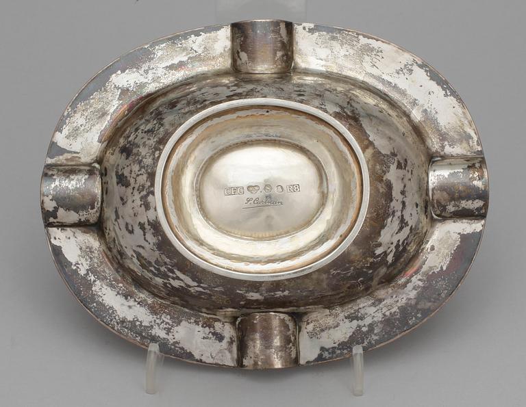 ASKFAT, silver, Carlman, Stockholm, 1943. Vikt ca 277 gram.