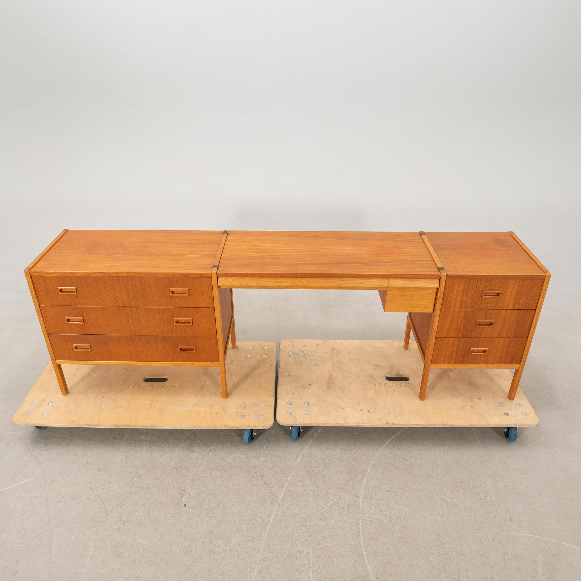 Bertil Fridhagen, sminkbord med stol för Bodafors 1960-tal.