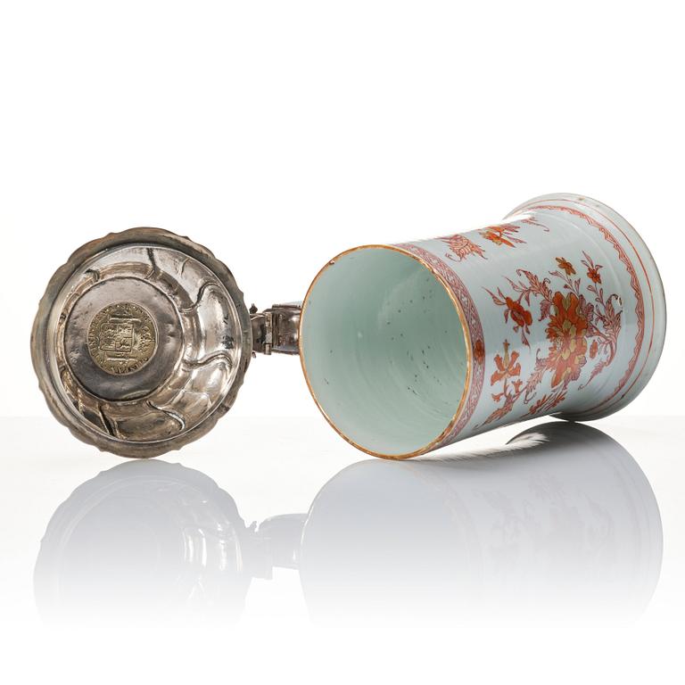 A silver mounted tankard, Qing dynasty, Kangxi (1662-1722).