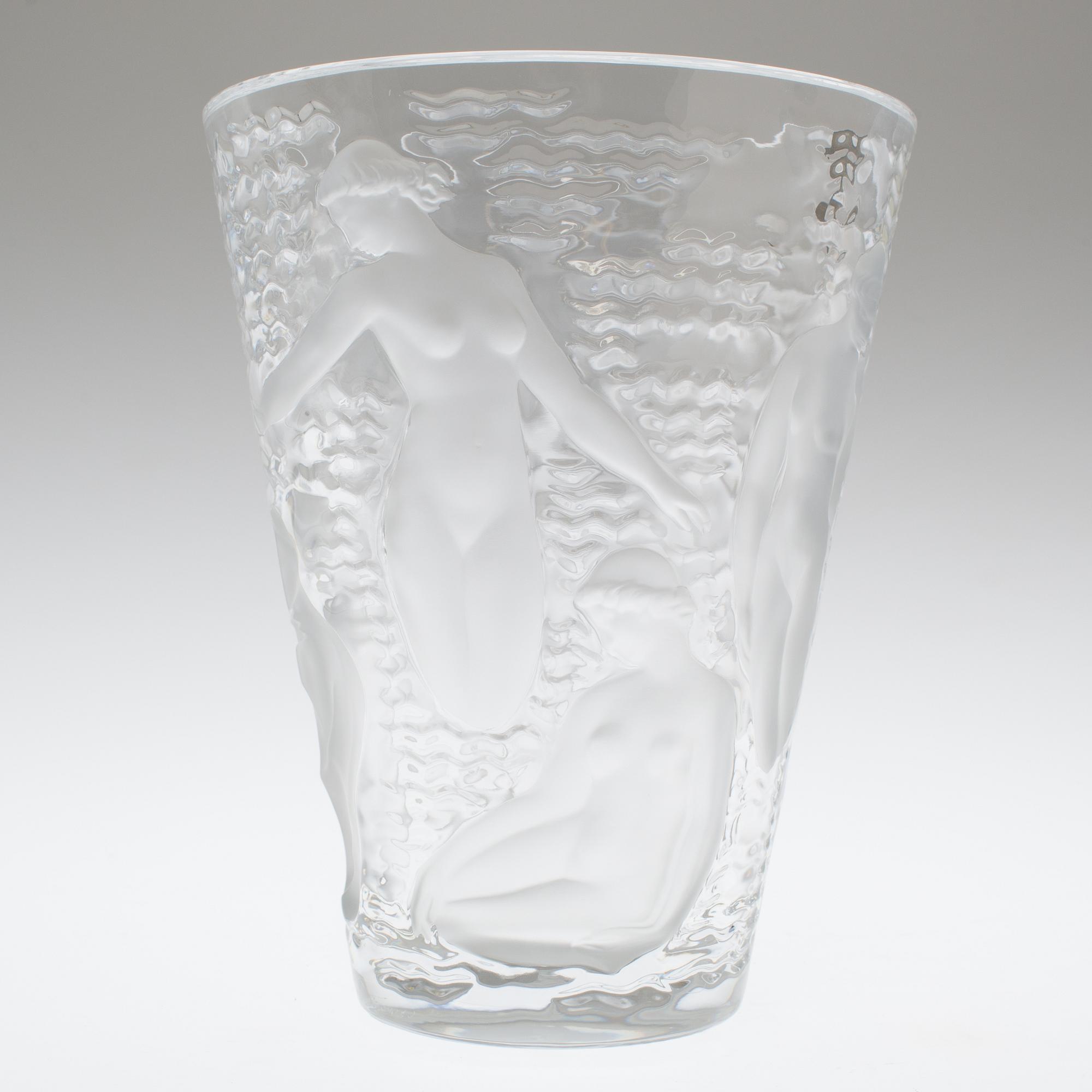 A French 'Ondines' glass Laligue vase, signed 'Lalique France'.
