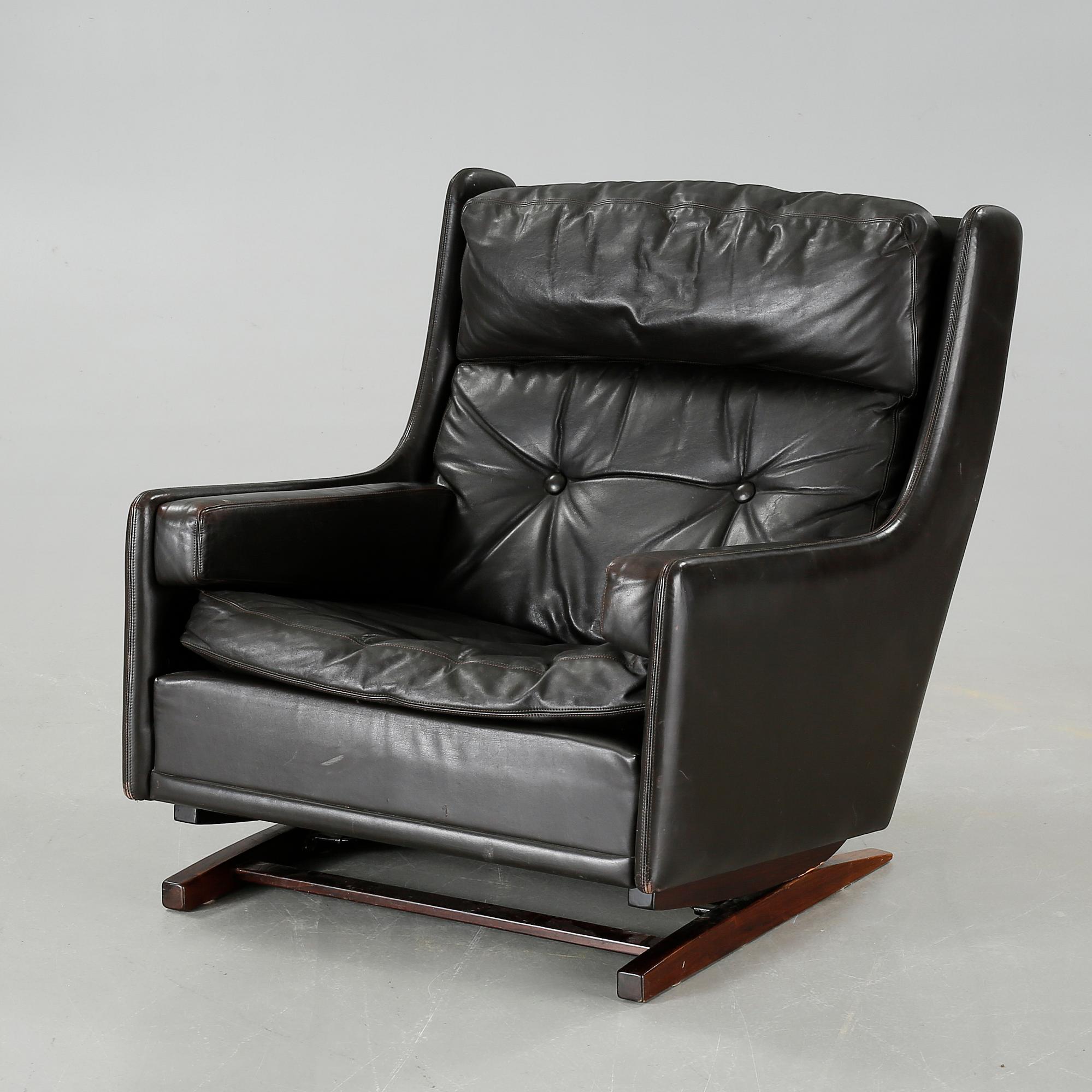A 1960/70s "Lincoln" rocking chair, designed by Torbjørn Afdal for Karl Sørlie & Sønner.