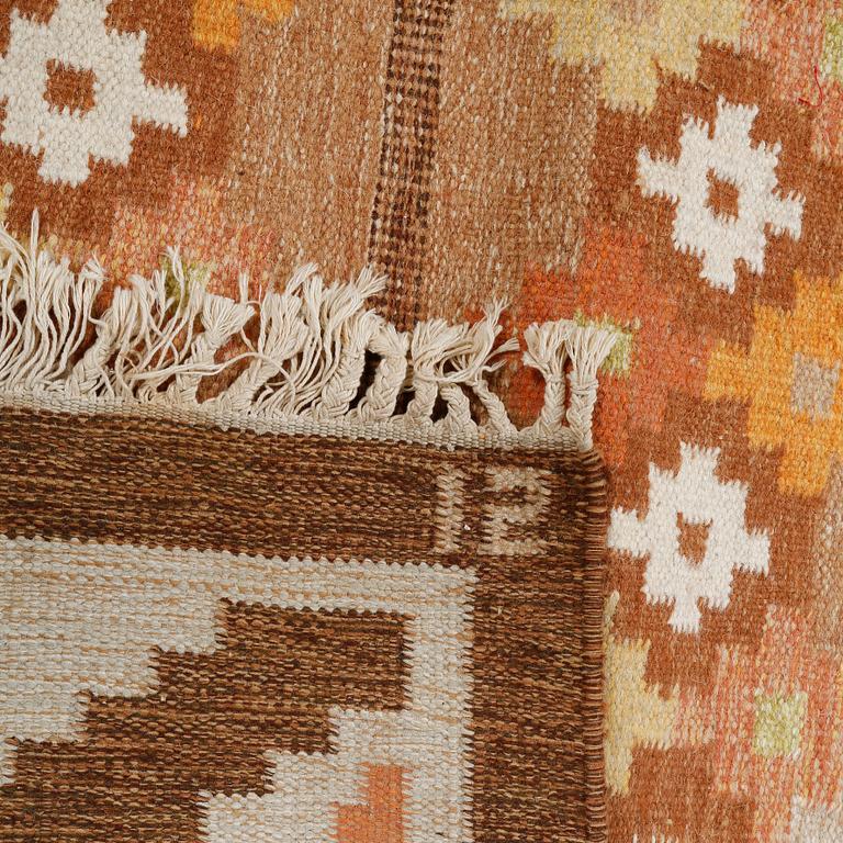 MATTA, rölakan, monogramsignerad IS, 1900-talets andra hälft, ca 245x170 cm.
