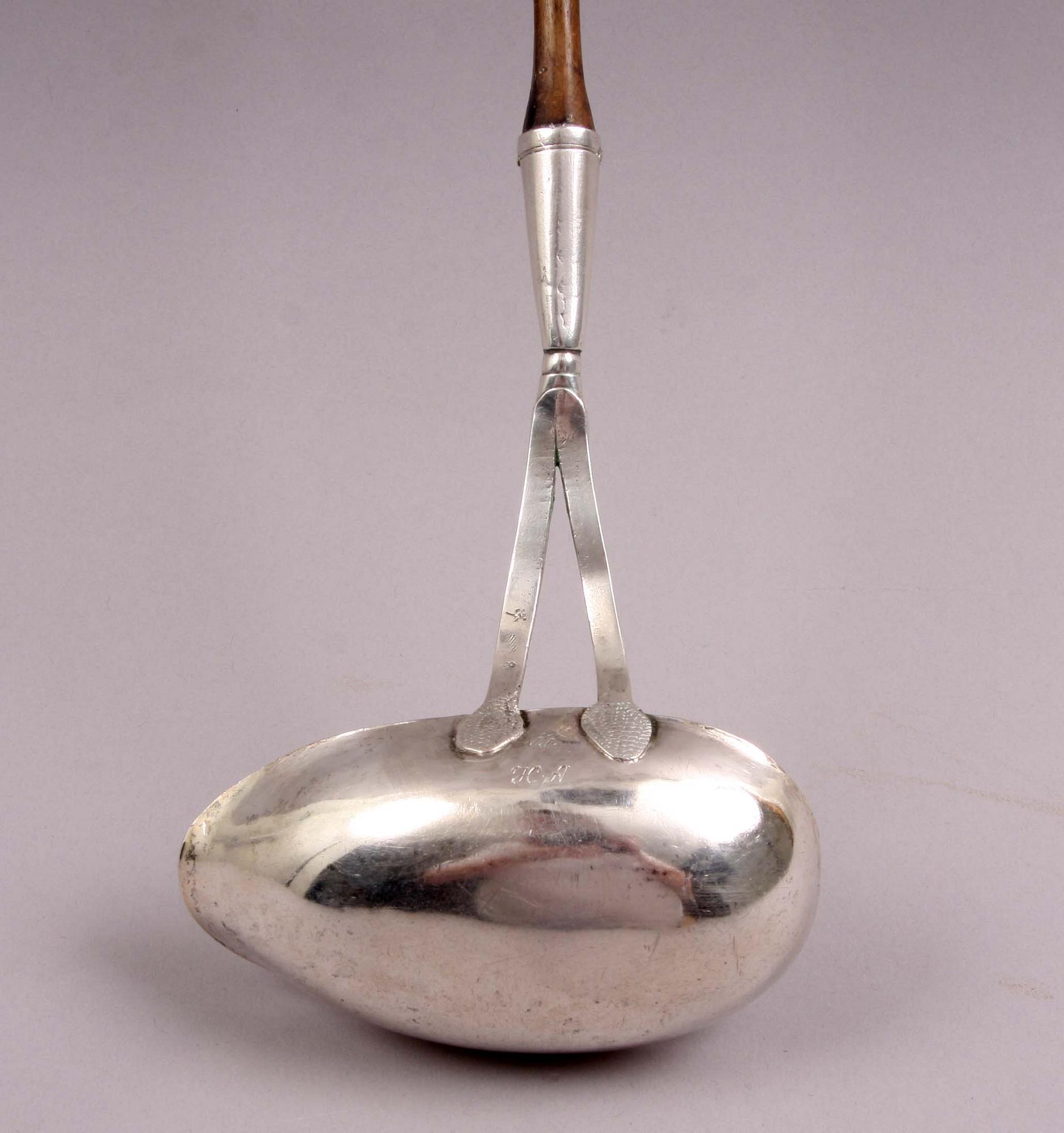 SOPPSLEV, silver. Empire, 1800-talets första hälft.