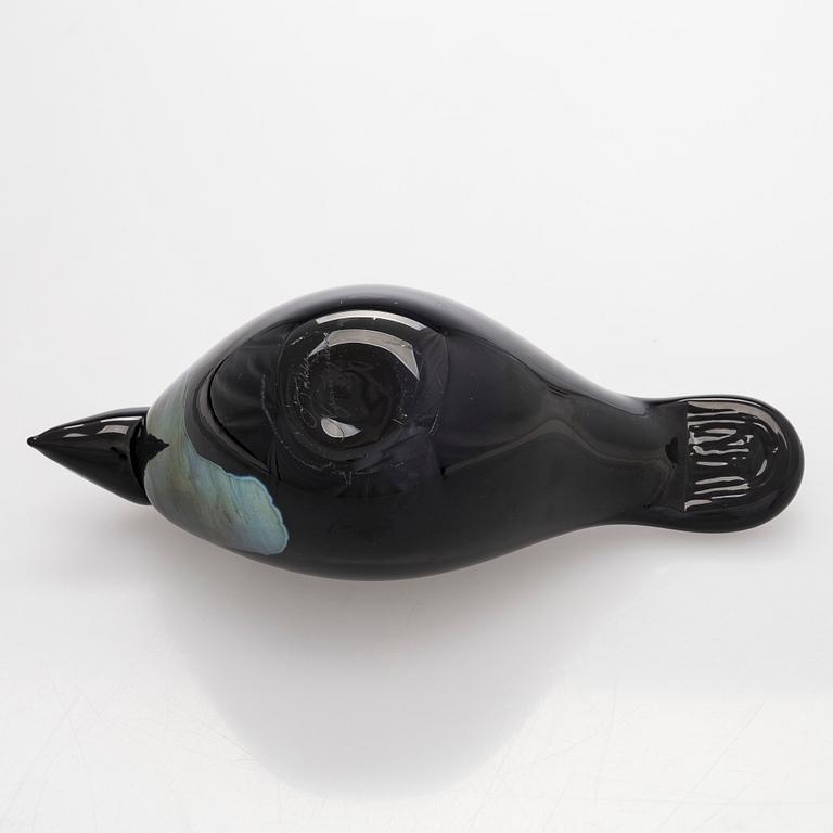 Oiva Toikka, a glass bird, 'Crow', signed Oiva Toikka Nuutajärvi Notsjö.