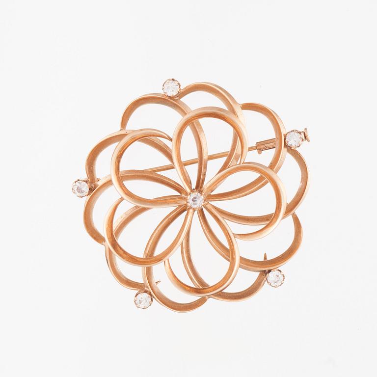 BROSCH, 14K guld, diamantimitationer. 1957. Vikt ca 7,4 g.