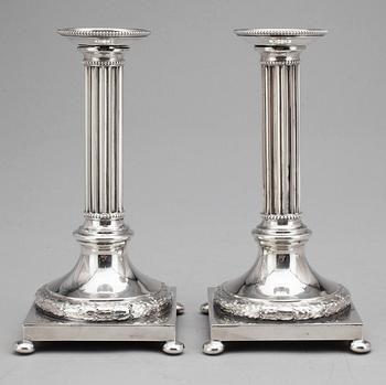 LJUSSTAKAR, ett par, nysilver, CG Hallberg, Stockholm.