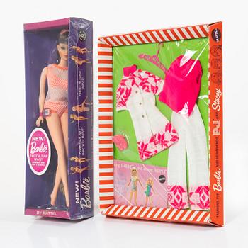 Barbie doll, "Barbie Twist n Turn", 1966, in unopened packaging, with clothes, Mattel, 1960s.