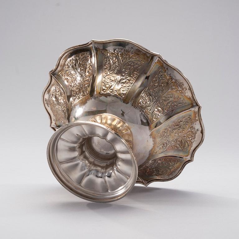 SKÅL, silver, Kultakeskus Oy, Tavastehus 1928. Vikt ca 362 g.