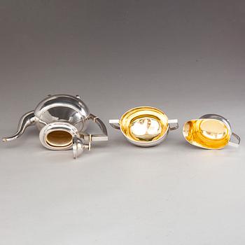 VILLE (Wilhelm) PORTHAN, A 3-piece silver coffee set, Wiborg 1919.
