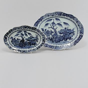 FAT, 2 st, porslin, Kina, 1700-tal.