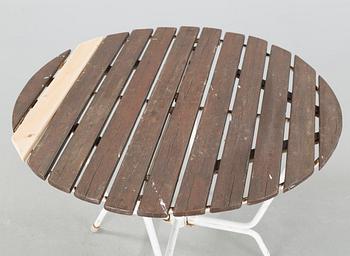 A garden table "8/90" and four garden chairs "P1", by AB Trädgårdsmöbler Osby.