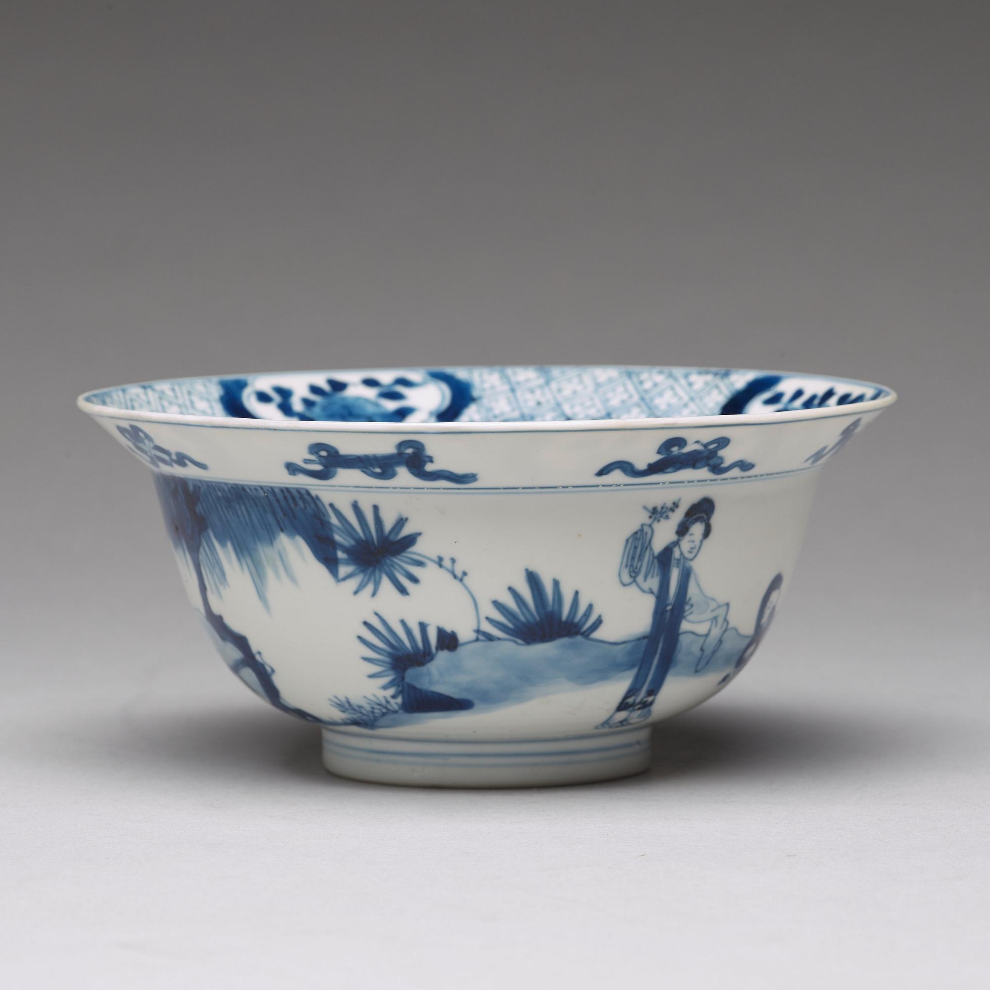 SKÅL, porslin. Qingdynastin, Kangxi (1662-1722).