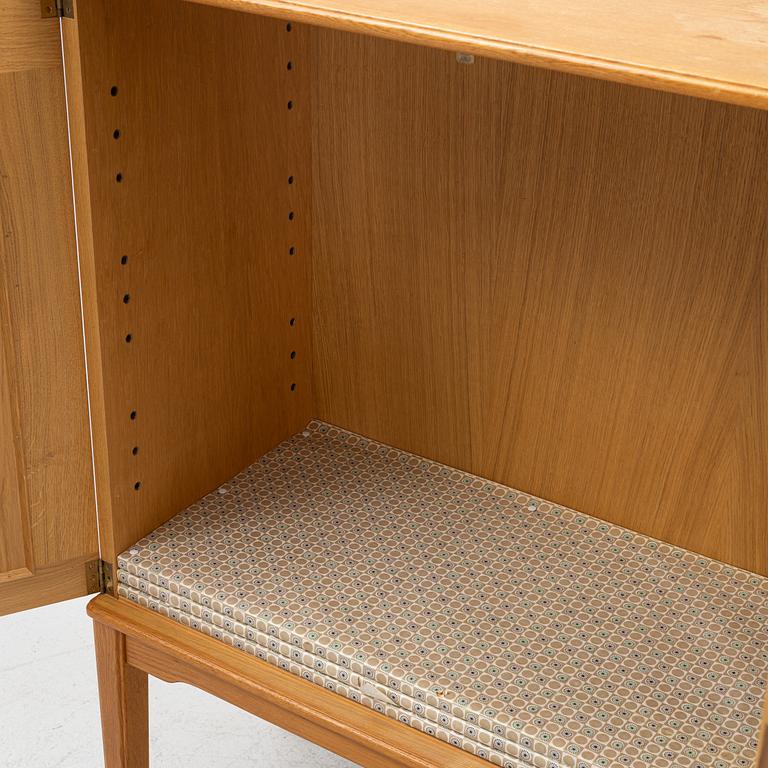 Carl Malmsten, an oak sideboard, second half of the 20th Century.