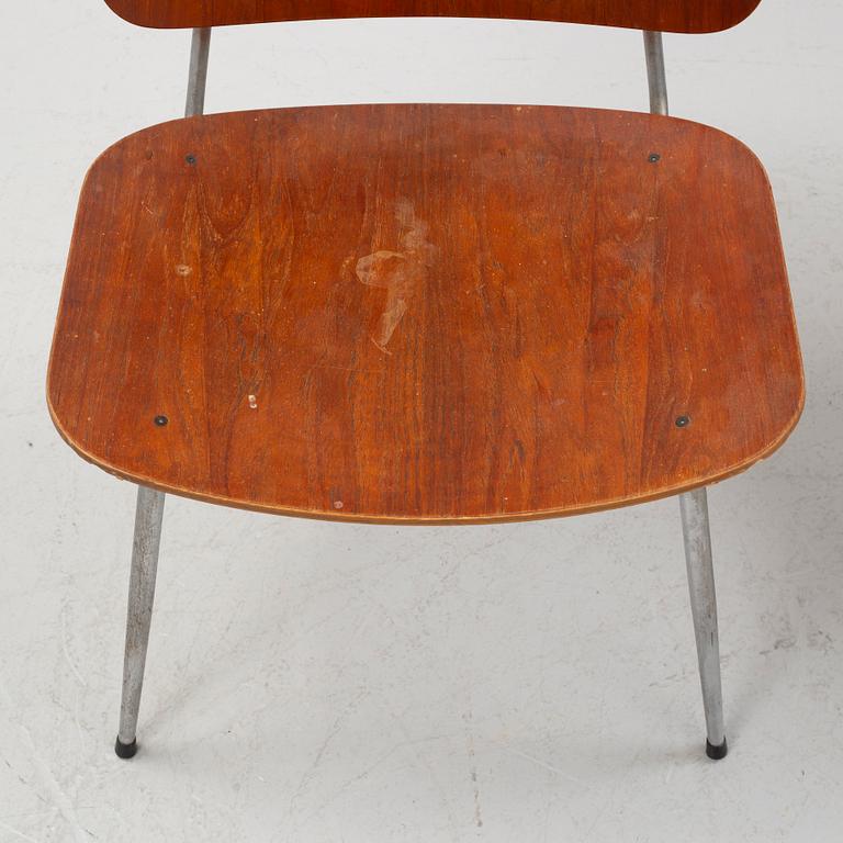 Børge Mogensen, a pair of model 155 chairs, Denmark, mid-20th century.