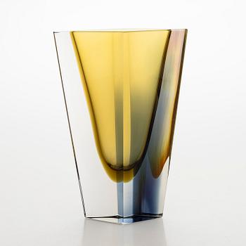 Kaj Franck, a 'Prisma' vase, signed K. Franck, Nuutajärvi Notsjö -63.