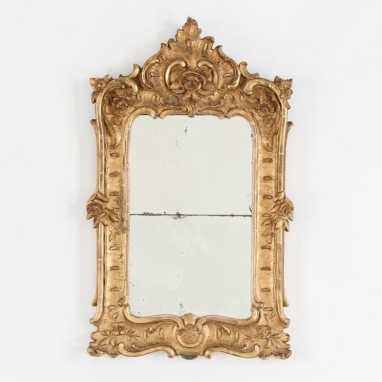 A ROCOCO STYLE MIRROR, 19TH CENTURY.