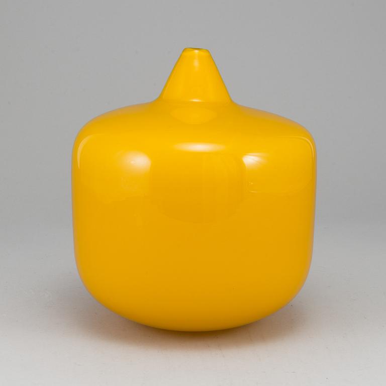 INGEBORG LUNDIN, a glass vase, Orrefors.