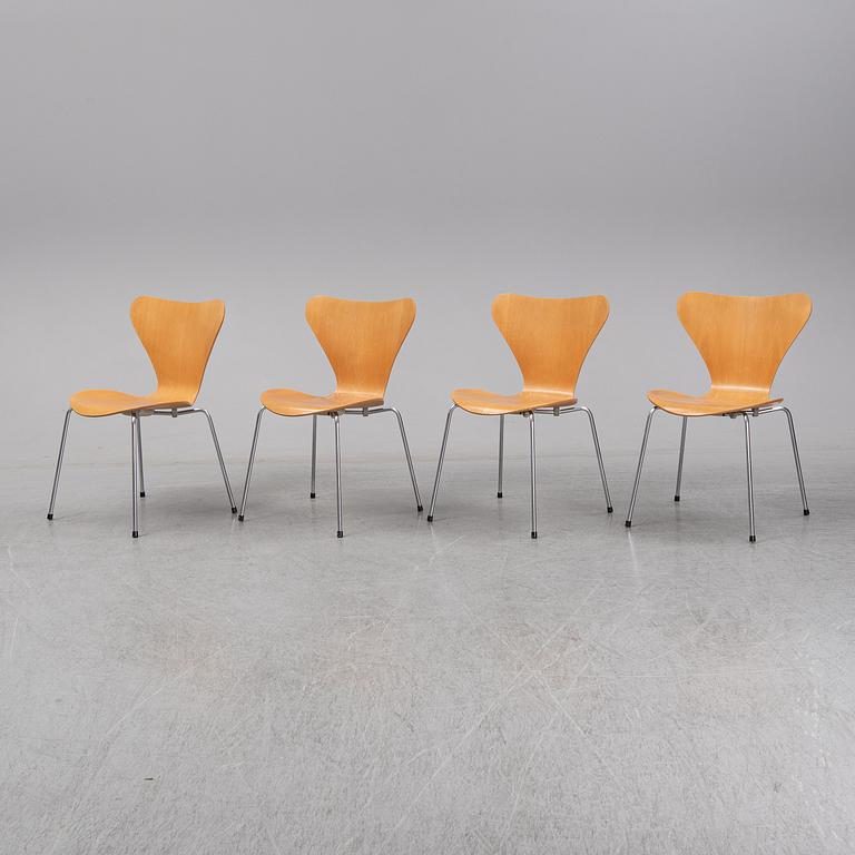 ARNE JACOBSEN, four 'Sjuan' chairs, for Fritz Hansen, Denmark, 1979.