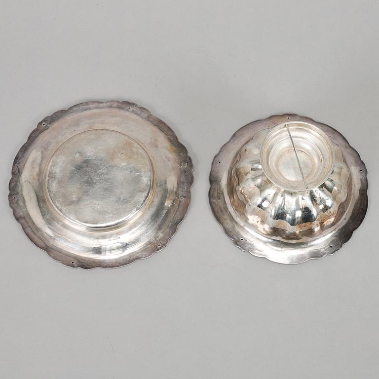 Gustaf Möllenborg, såsskål med fat, silver, Stockholm 1856-57.