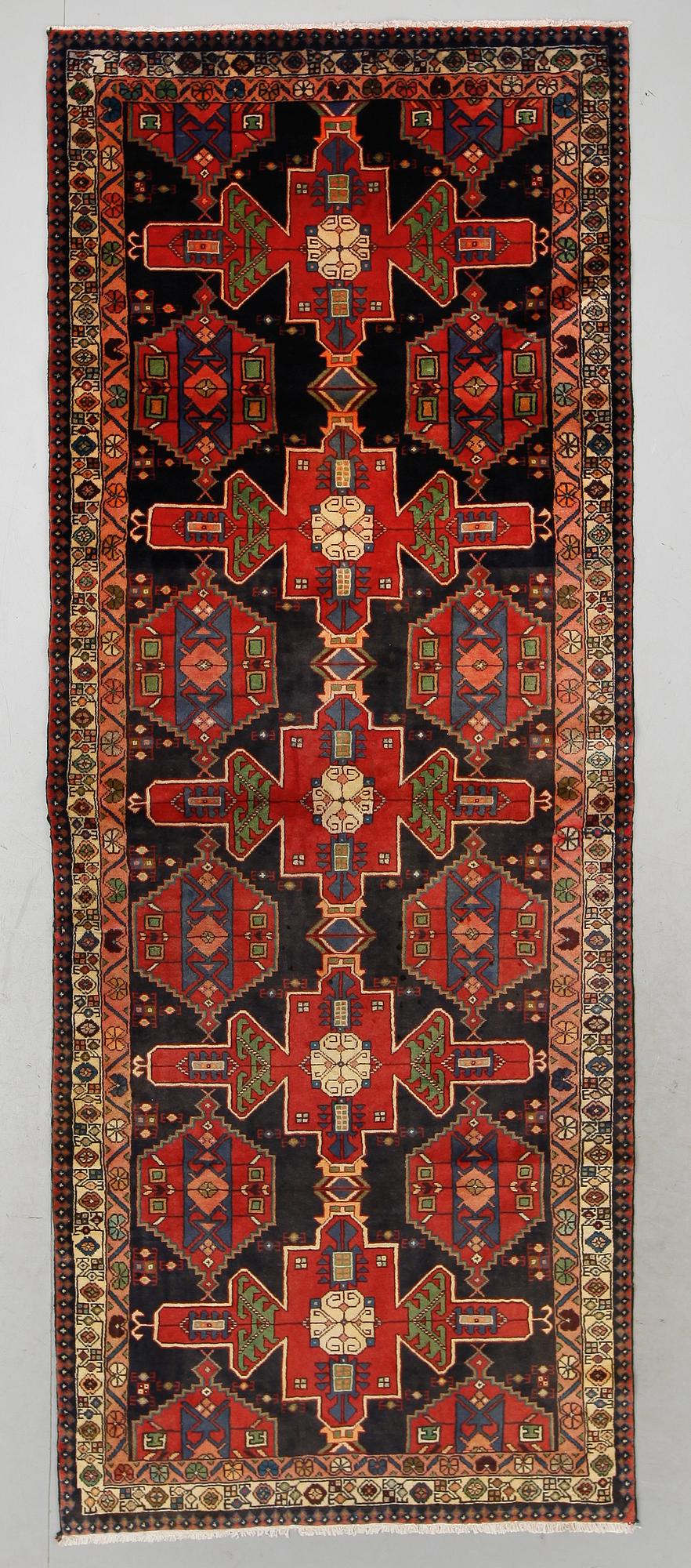 MATTA, Saveh, ca 303 x 120 cm.