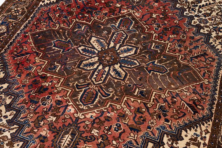 Rug, Tabriz/ Azerbaijan ca 285 x 215 cm.