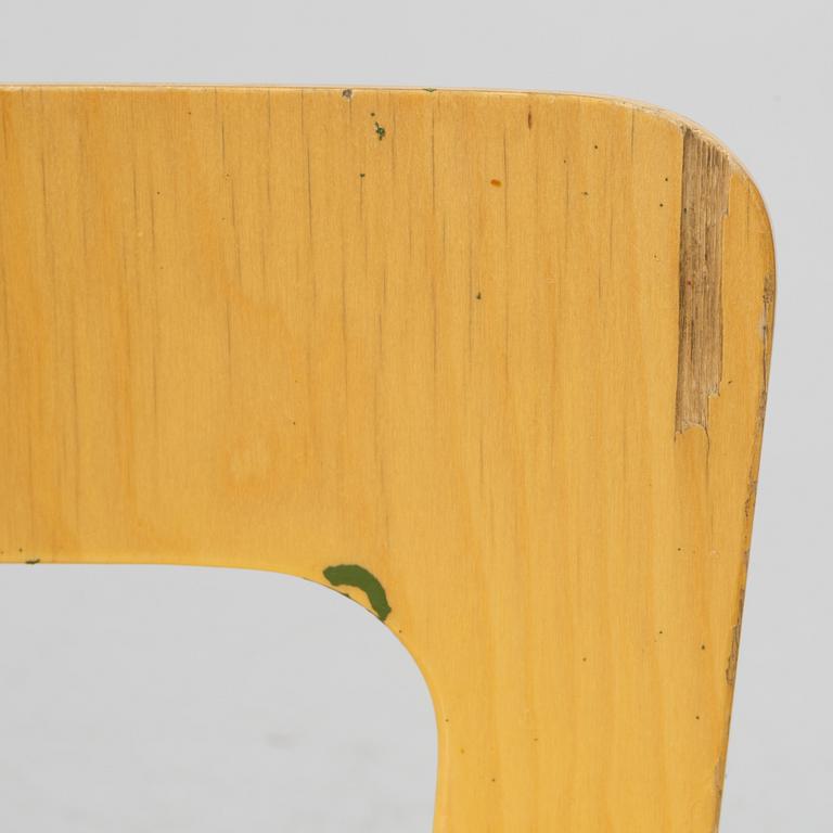 Alvar Aalto, barnstolar, 4 st, Artek, Finland.