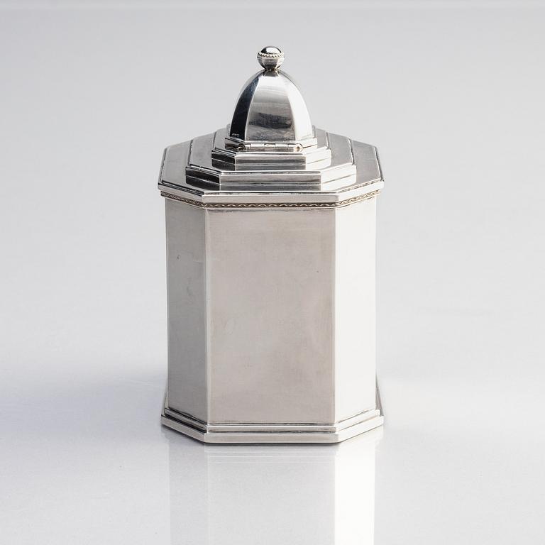 Erik Fleming, bordständare, sterling silver, Atelier Borgila, Stockholm 1942.