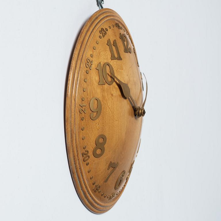 A wall clock, marked Zenith, Swiss made, 18 jours. 18771.