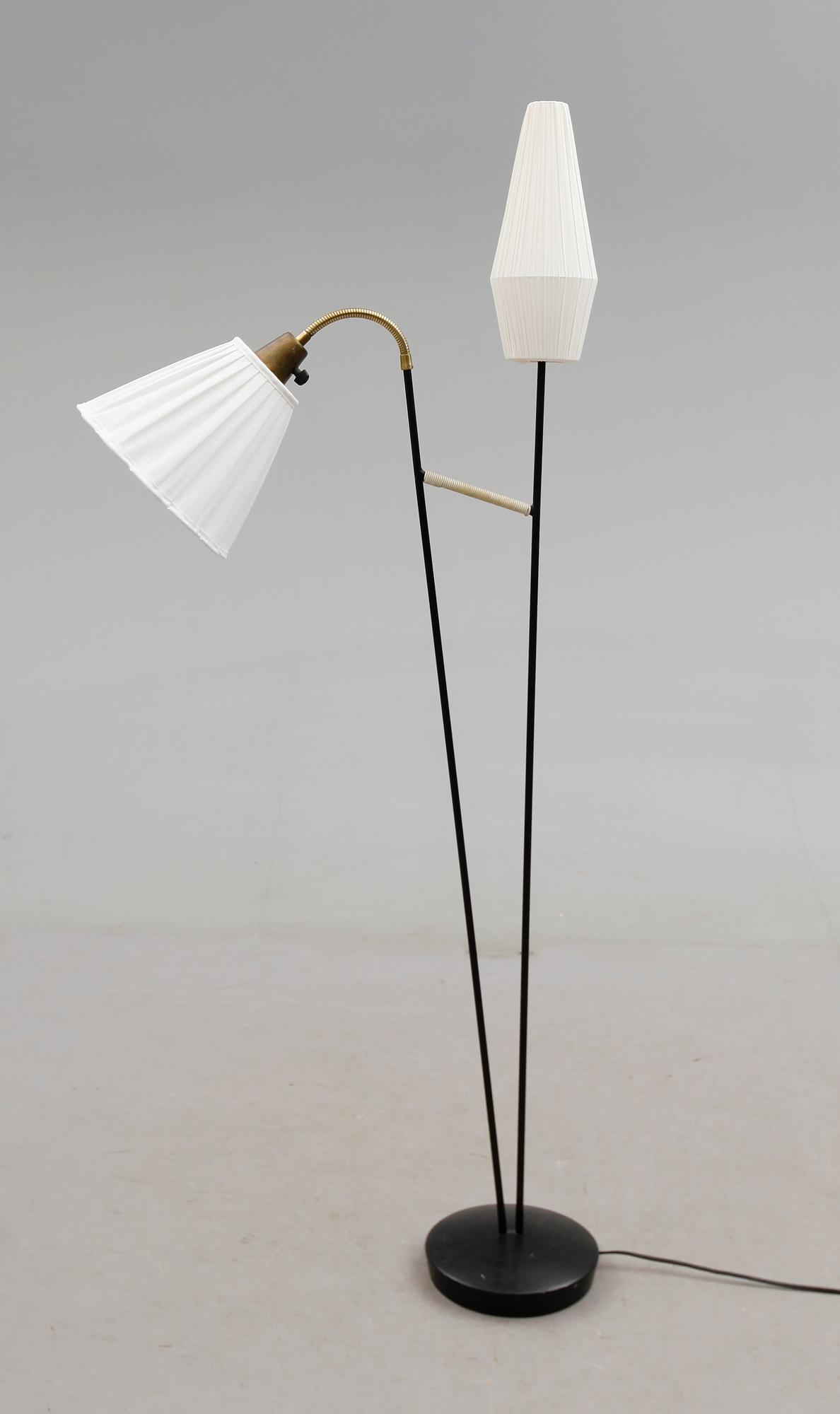 GOLVLAMPA, 1900-talets mitt.