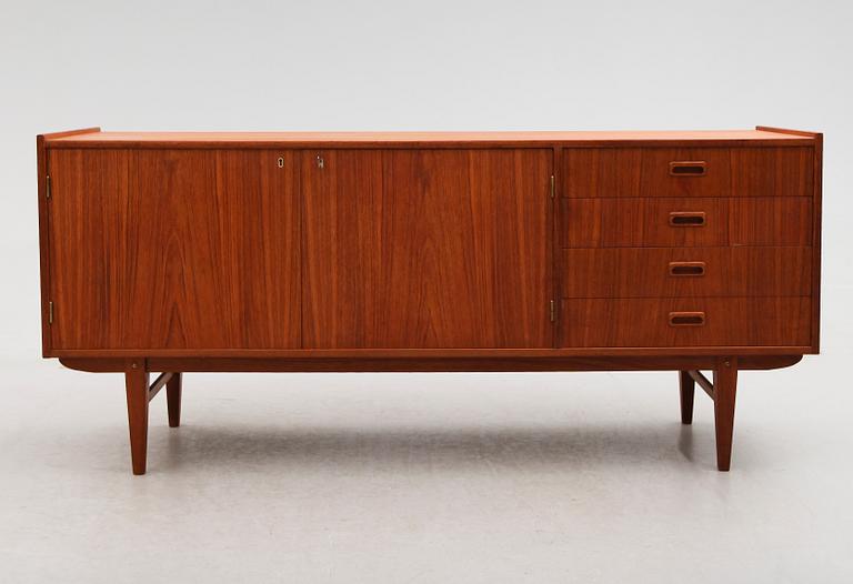 SIDEBOARD, 1900-talets andra hälft.