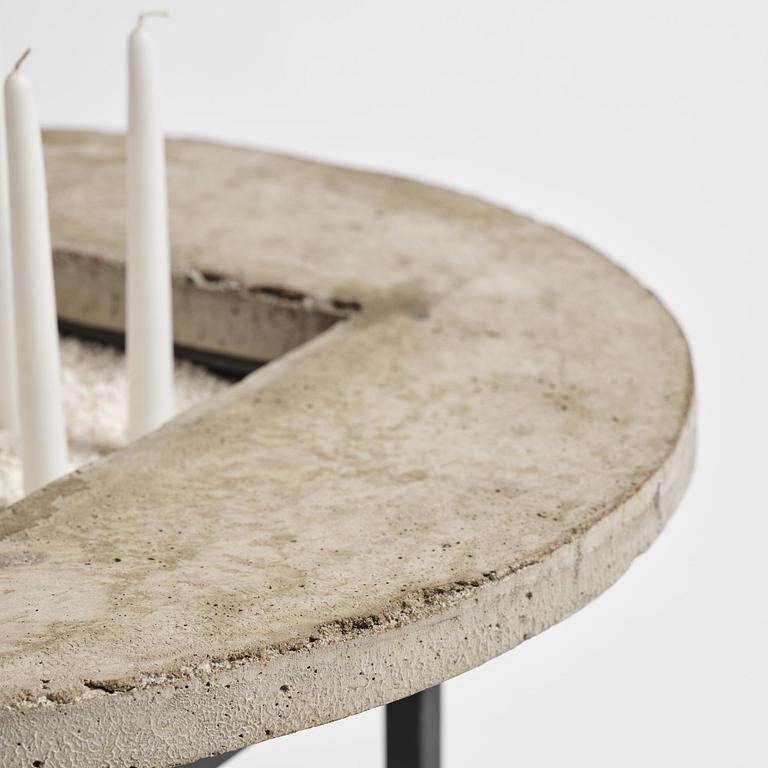Jonas Bohlin, a “Concrete Jungle” table, ed. 18/100, Källemo, Värnamo, post 2007.