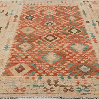 MATTA, Kelim, ca 298 x 196 cm.