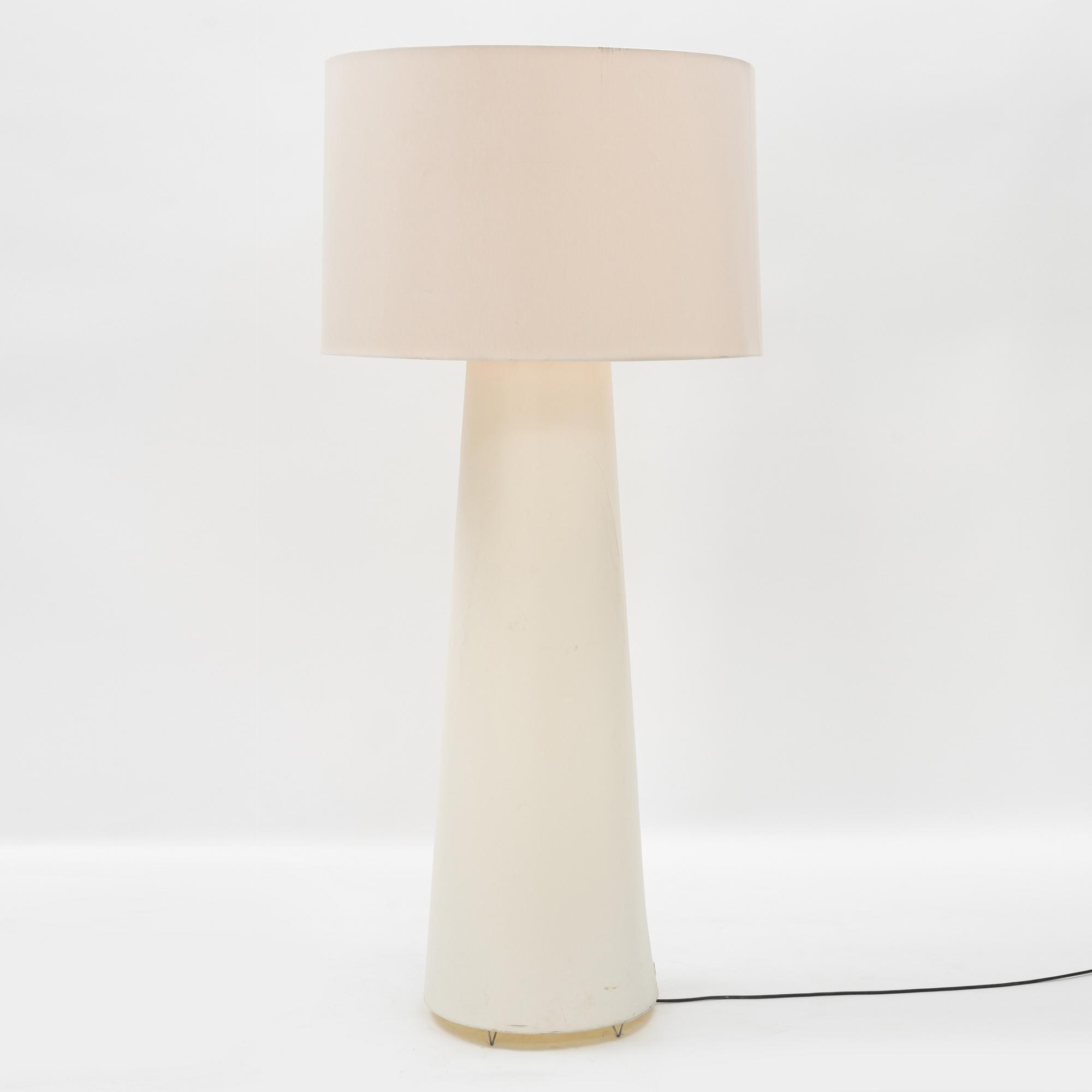Marcel Wanders, a 'Big Shadow' floor light from Cappellini, Italy.
