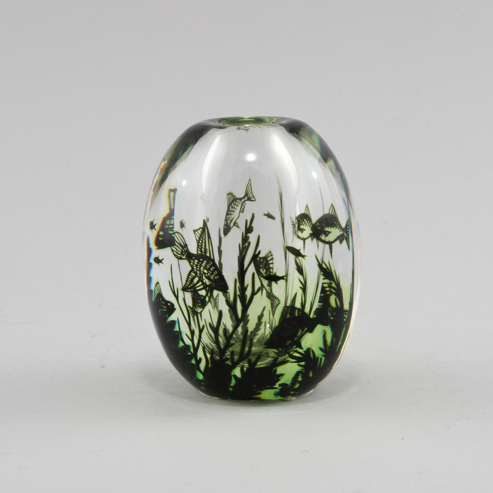 VAS, glas, "fiskgraal" Edward Hald, Orrefors, omkring 1900-talets mitt.