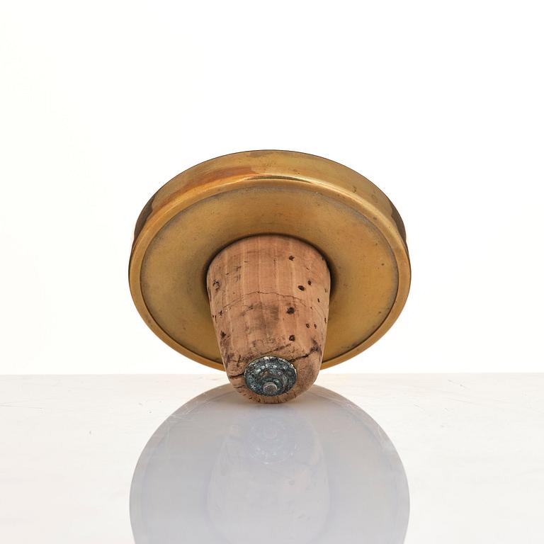 Firma Svenskt Tenn, flaska, med propp av Björn Trägårdh, 1930-tal.