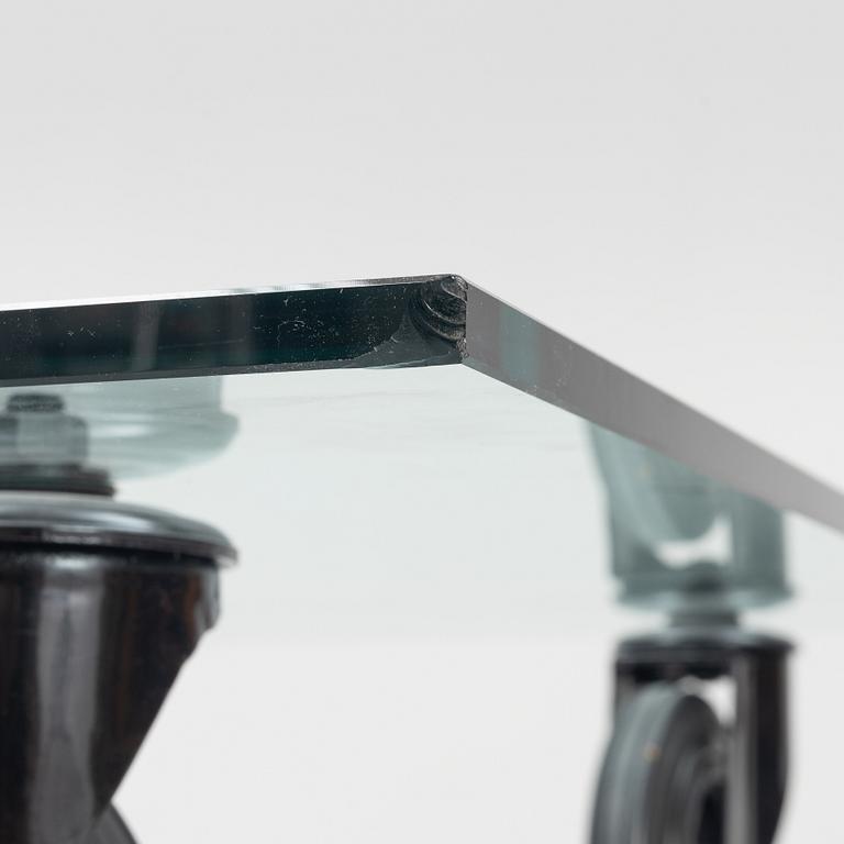 Gae Aulenti, soffbord, "Tavolo con Ruote", Fontana Arte, Italien.